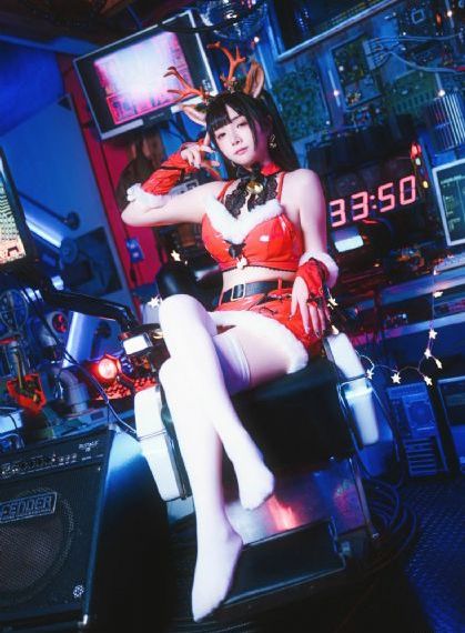 黑怕女孩_4K天堂在线