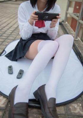 爸爸叫红旗_DVD手机在线看